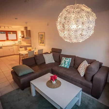 Zur Linde 슈말렌부르크